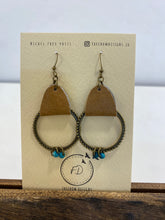 Load image into Gallery viewer, Drops of Dew Hoop Earrings