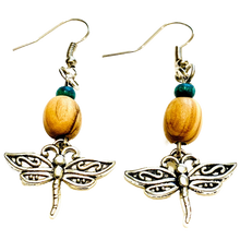 Load image into Gallery viewer, Captivating Creatures Jewelry