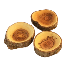 Load image into Gallery viewer, Natural Bark Olive Wood Dishes - Circular