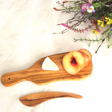 Load image into Gallery viewer, Olive Wood Cheeseboard and Spreader Scaled with Peach and Brie
