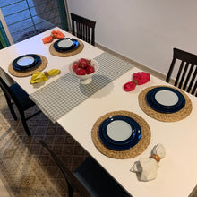 Load image into Gallery viewer, Table Set with Olive Wood Napkin Rings